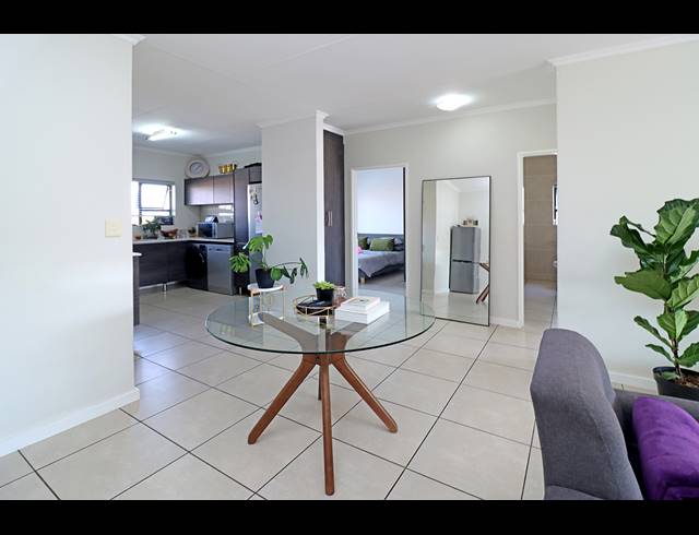 2 BEDROOM APARTMENT FOR SALE IN GREENSTONE HILL